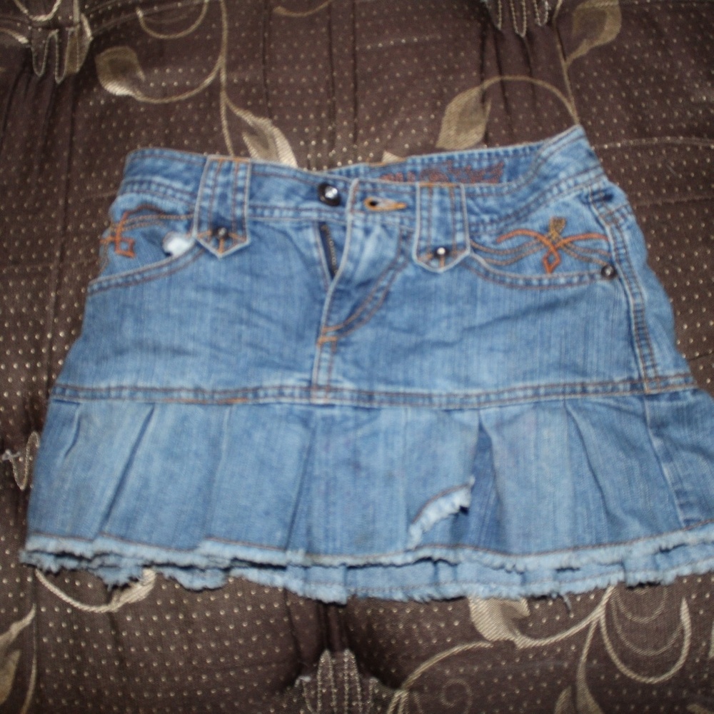 Girls skirt